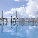 Aparthotel Oceanis 4*