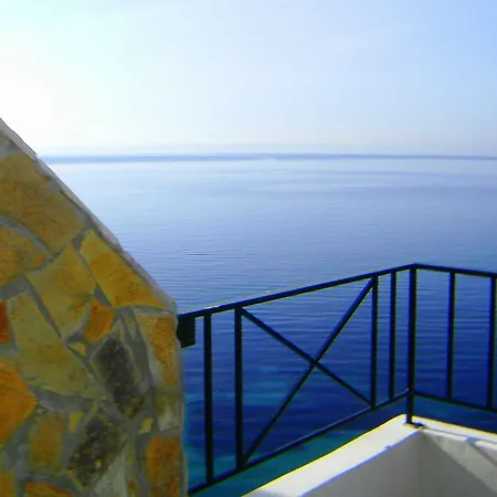 Oceanis 4*