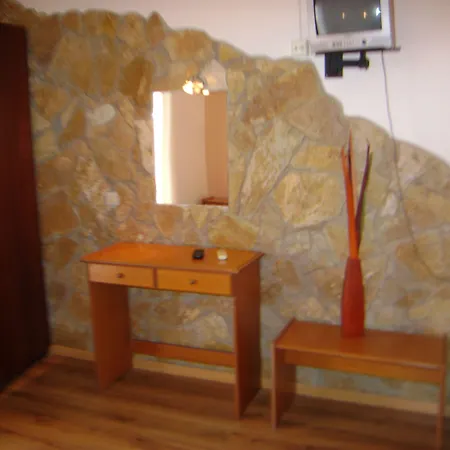 Oceanis Apart Otel 4*