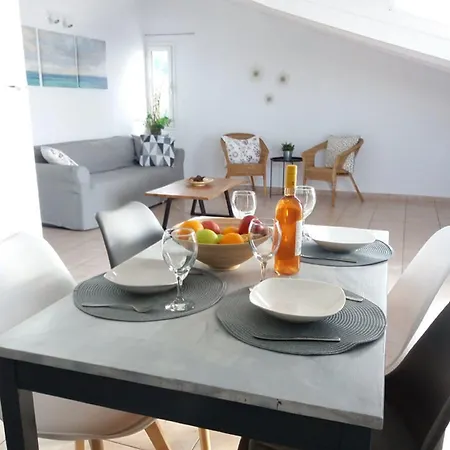 Oceanis 4*