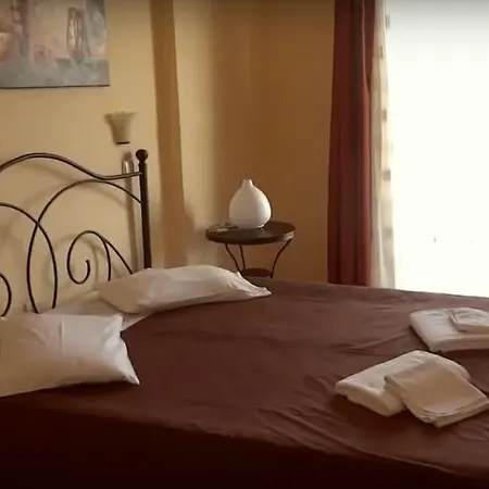 Lejlighedshotel Oceanis Mparmpati