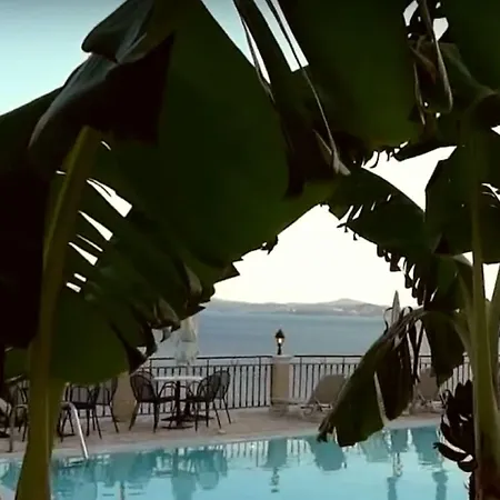 Oceanis 4* Mparmpati