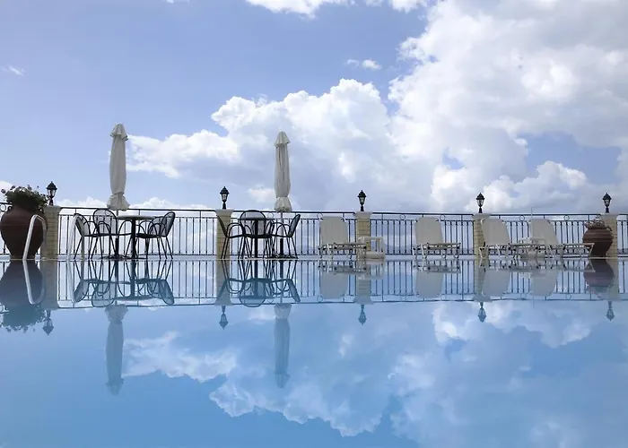 Hotel de apartamente Oceanis 4*